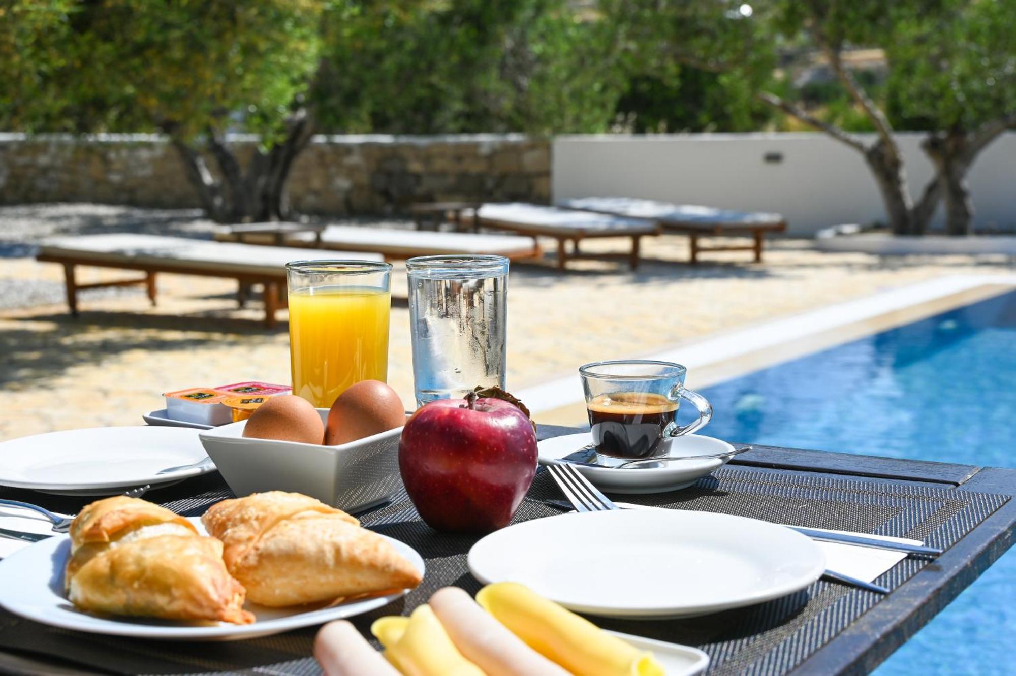 Fantasy Guest house Adamantas (Milos)